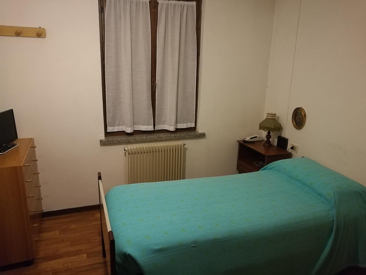 Albergo Roncone Luaran gambar