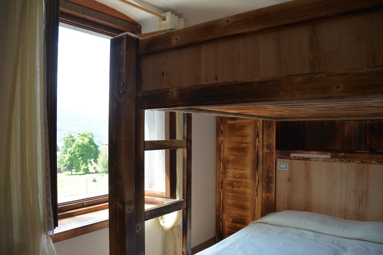 Albergo Roncone Luaran gambar